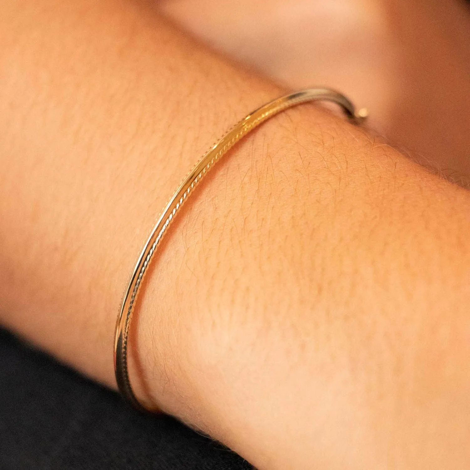 9K Yellow Gold Edge Bangle 60cm