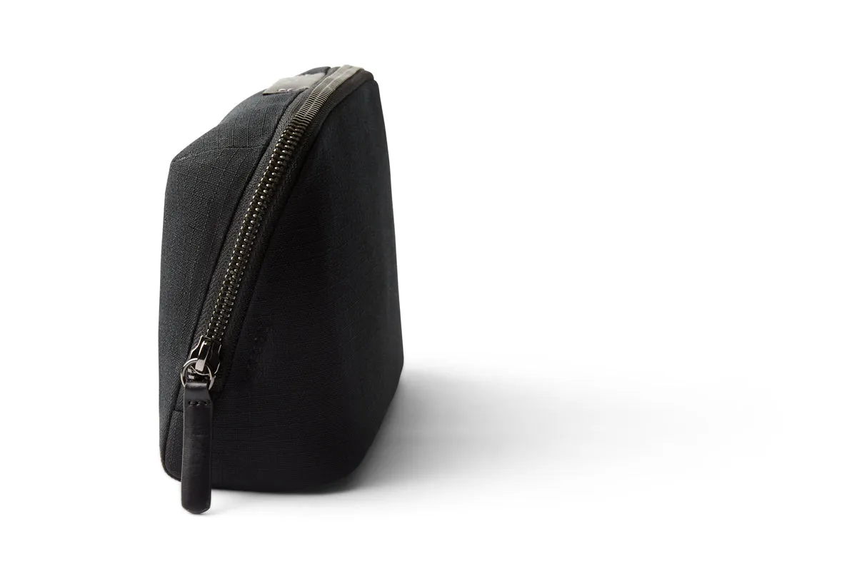 Bellroy Desk Caddy in Black