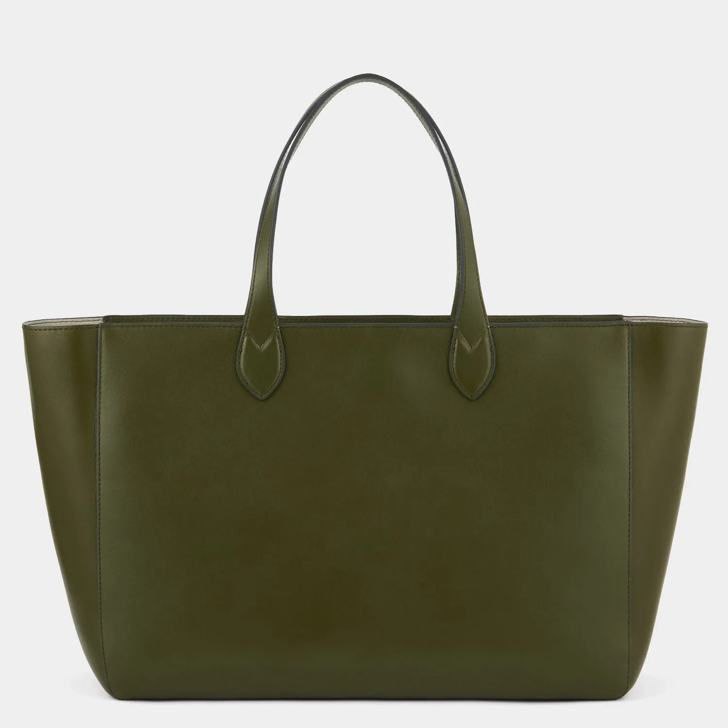 E/W Nevis Tote