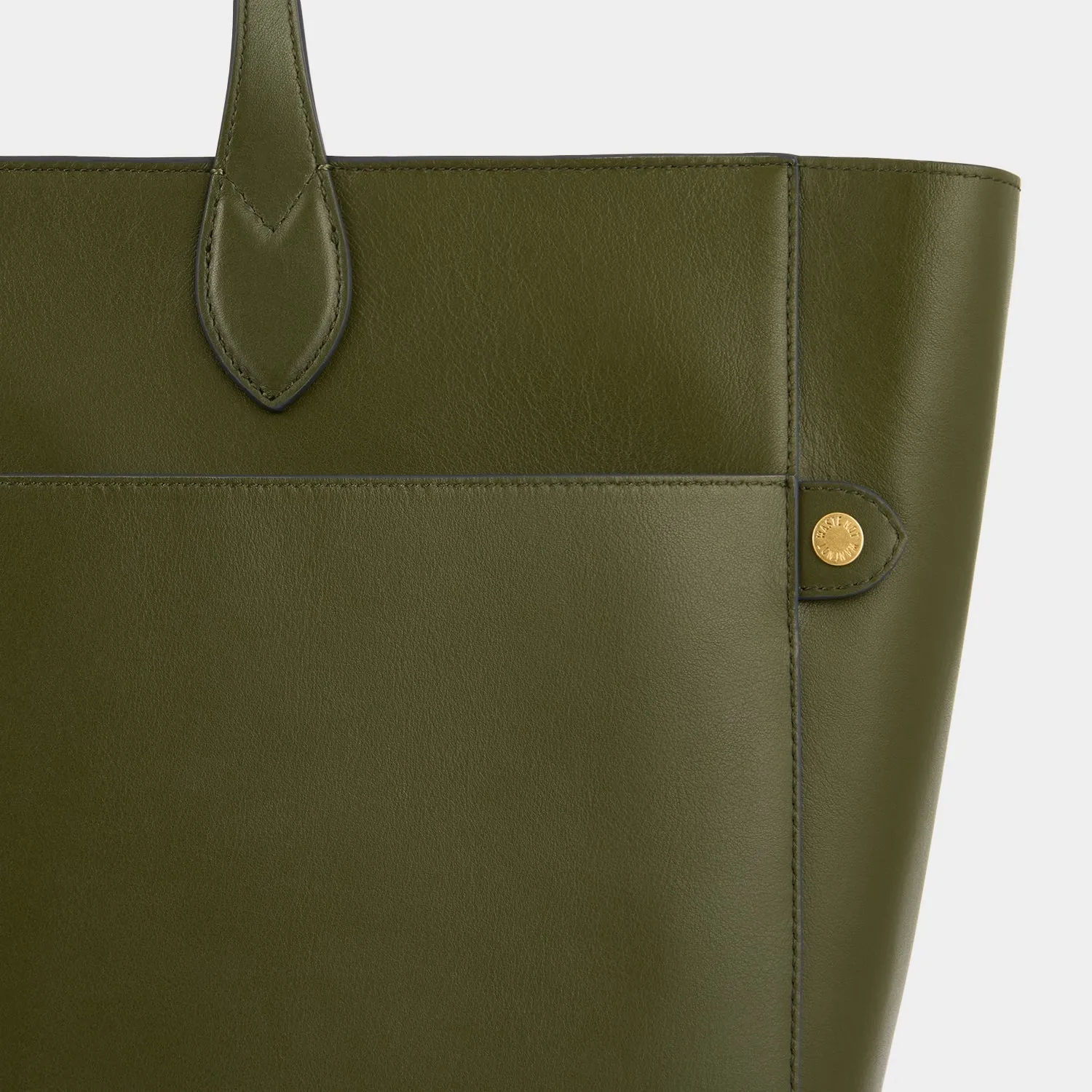 E/W Nevis Tote