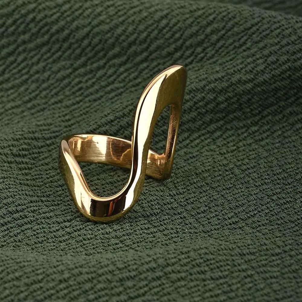 Gold Curve Ring