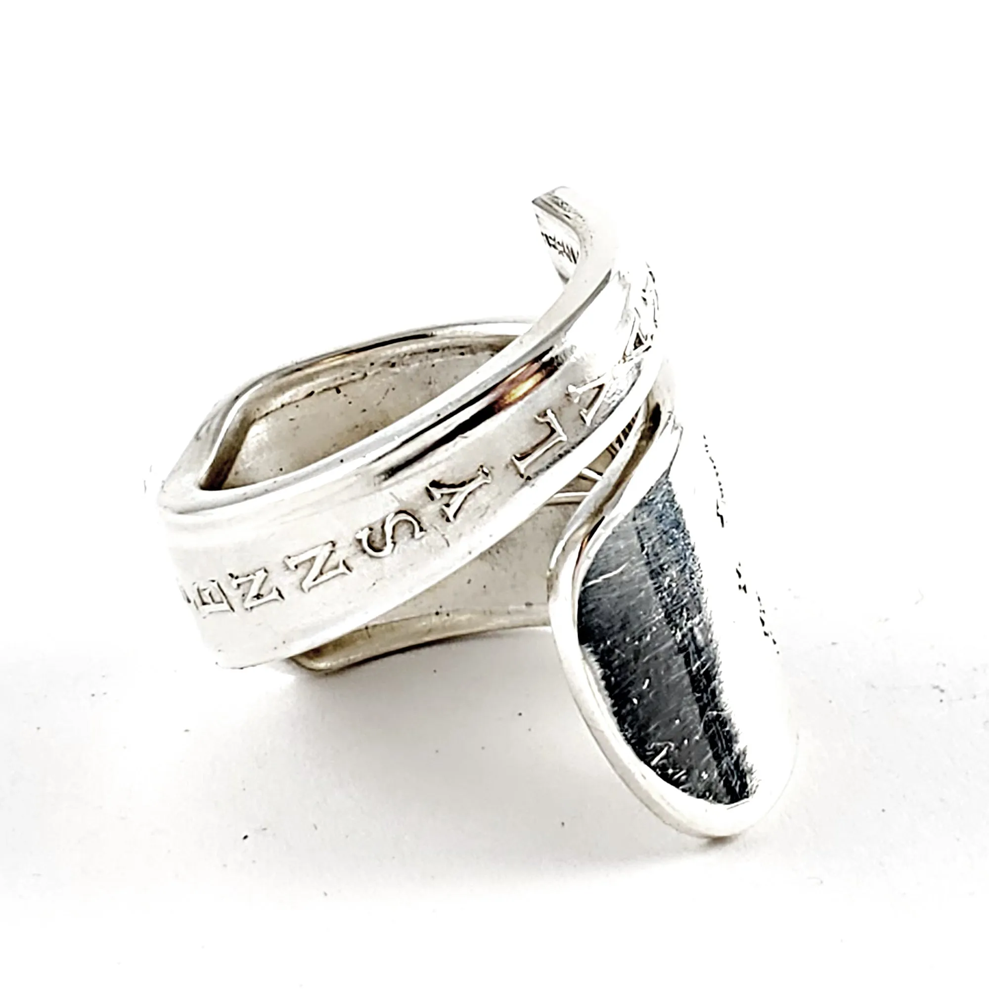 International Silver 13 Colonies Wrap Around Spoon Ring