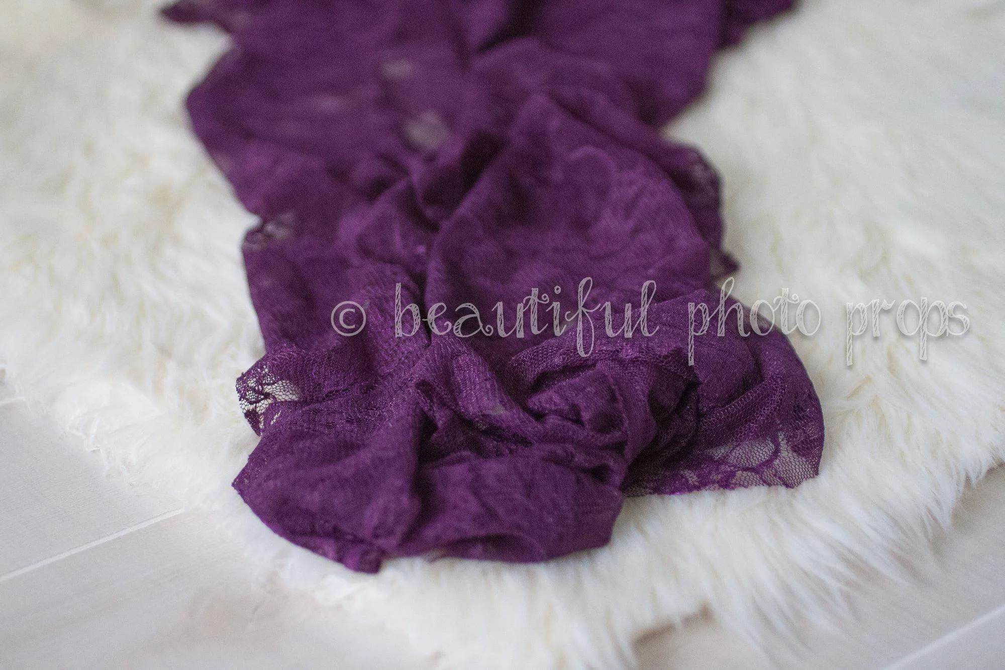 Stretch Lace Wrap in Eggplant Purple