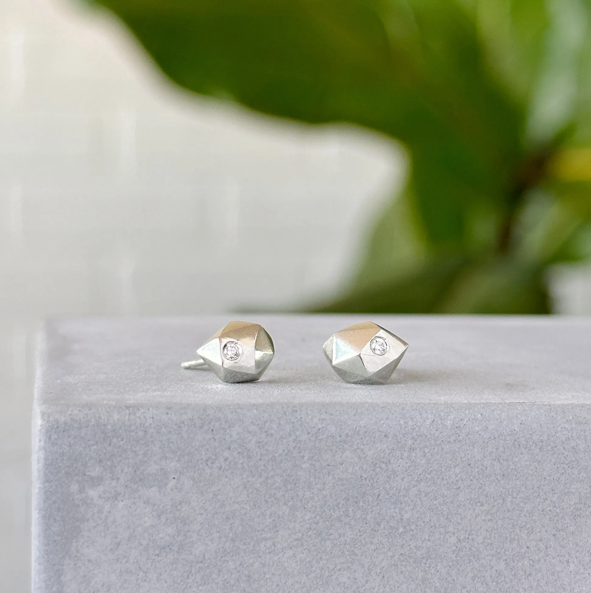 Tiny Fragment Diamond Stud Earrings